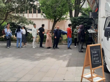 Lokma Tatlısı İkramı